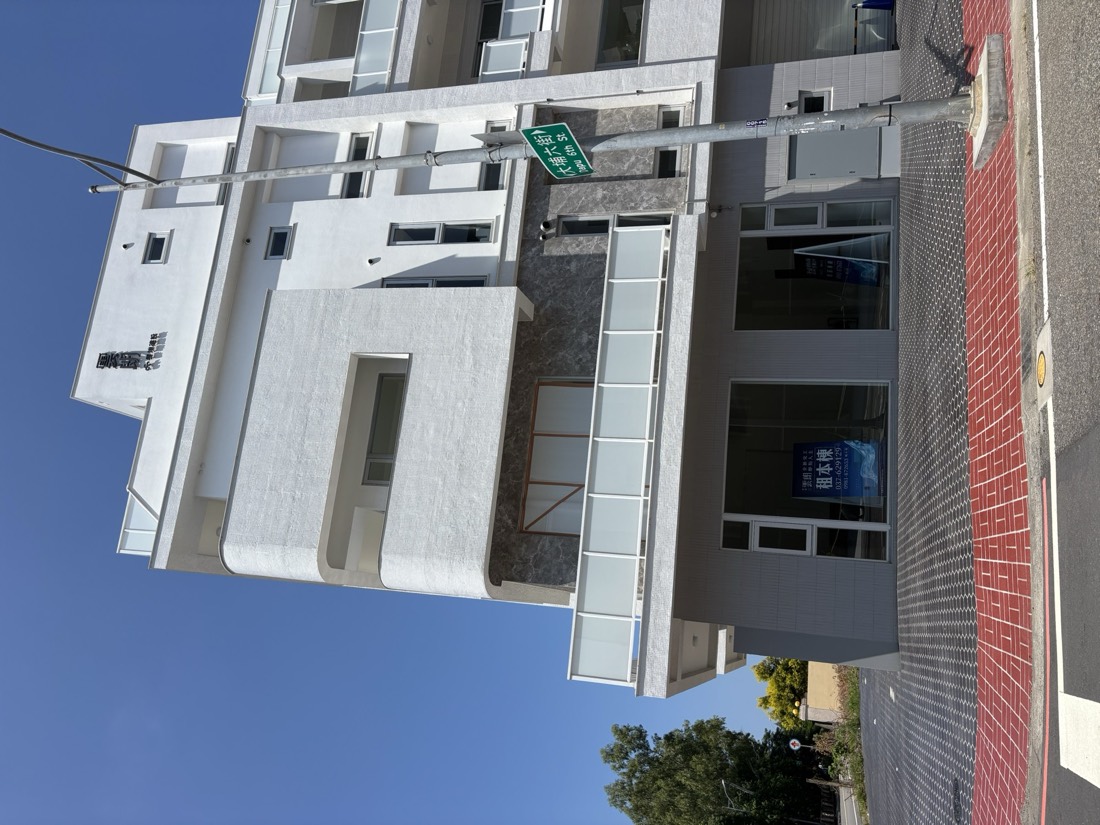 滴水條施工案例：轉角店面大樓